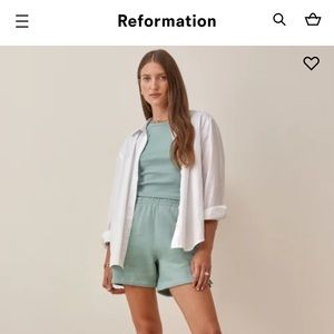 NWOT Reformation Muse Tee in Celadon